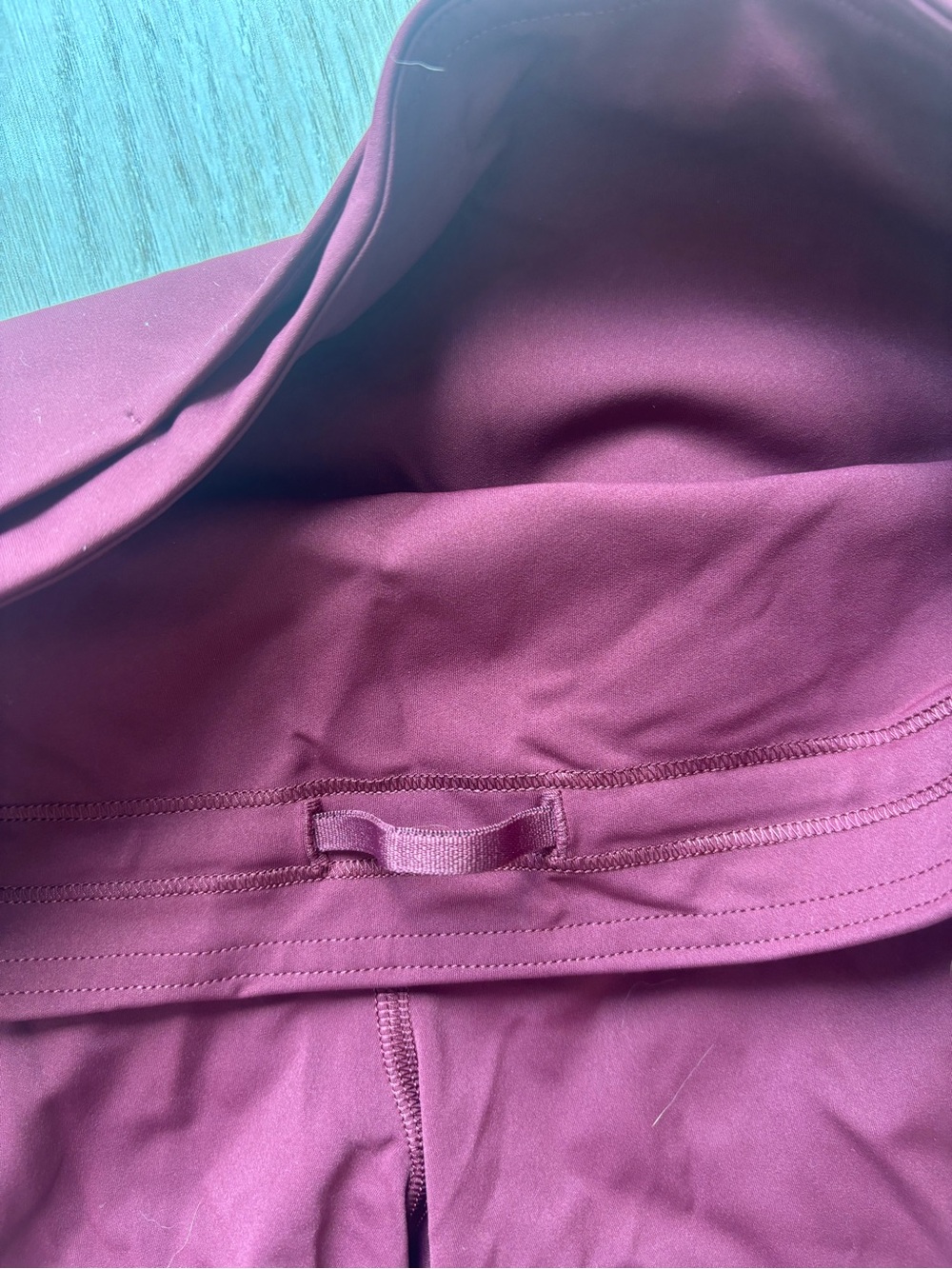 Lululemon Burgundy Bay fast and free 6inch Women’s Athletic Shorts - Picture 3 of 4